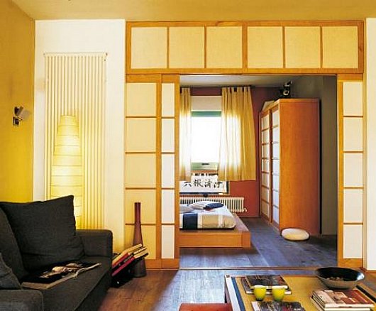 Decoración oriental para agrandar pequeño apartamento de 60m2