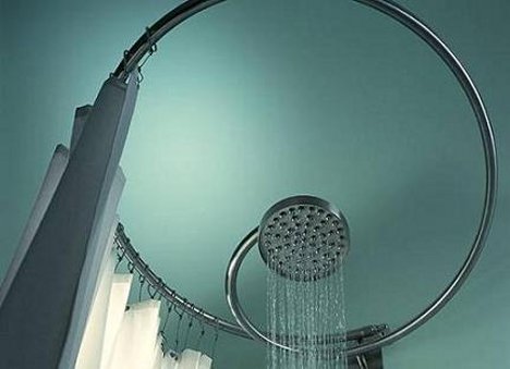 Moderna ducha en espiral con cortina adaptable