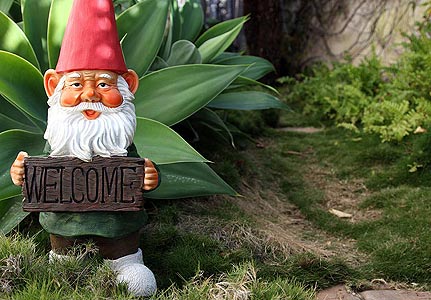 10 Enanos de Jardín para Decorar Exteriores de Casas